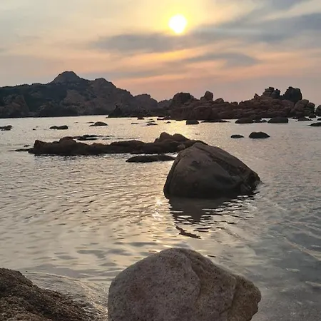 Nyaraló Calarossa Seaview